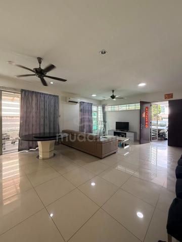 Gateway @ Horizon Hill 2Storey Semi-D Full Furnish Good Condition 1