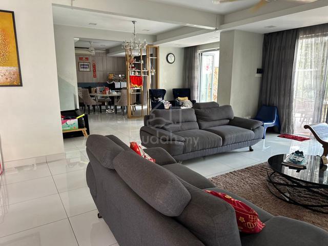 Corner 2.5 Sty House @ Taman Megah 2, Cheras, Batu 9, Freehold, Reno 1