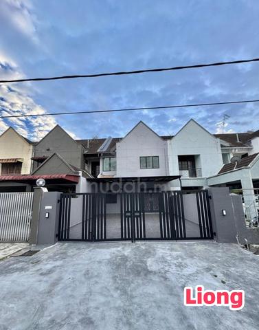 Permas Jaya Megah Ria full loan renovated 5 bedrooms gated guarded 1