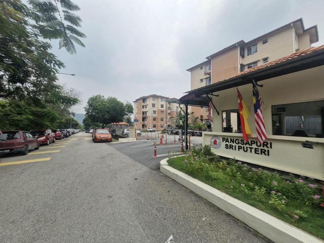 Sri Puteri Apartment 1