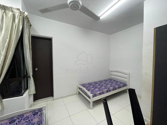 Single Middle Room for Rent 1