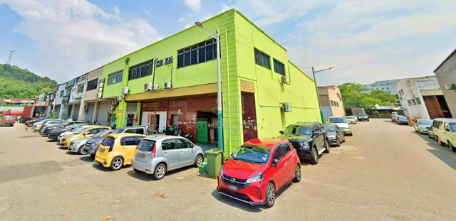 1.5 Sty Factory@Taman Desa Serdang,Seri Kembangan 1