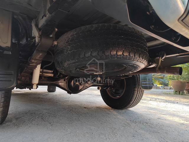 2012 Toyota HILUX 2.5 STD MY05 KUN25R FACELIFT II - 5