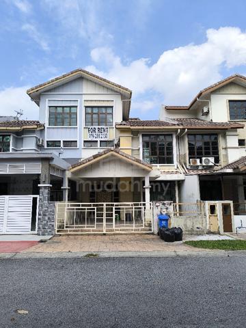 seksyen 7 superlink 3 storey teres house 1