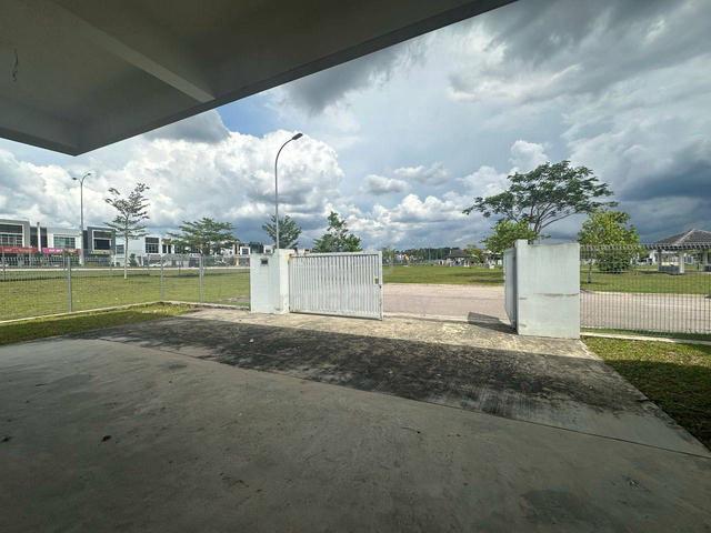 CORNER LOT Kangkar Pulai Amber Hills Single Storey Cluster For Sale 1