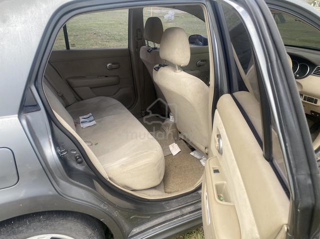 2011 Nissan LATIO 1.6 ST IMPUL (M) - 5