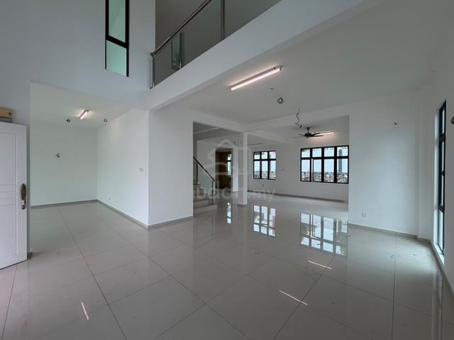 SPACIOUS 6BR Bungalow For Sale @ Vista Kirana Ayer Keroh 1