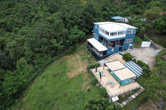 Hillside Retreat With Sea View, Langkawi 1