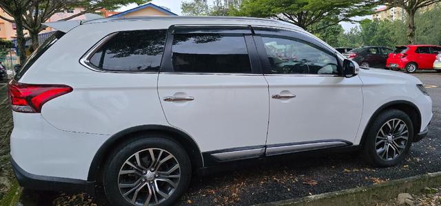 Mitsubishi Outlander 2.0 FWD (A) - 4