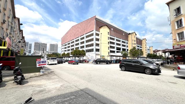 Pusat Komersial Seksyen 7 1