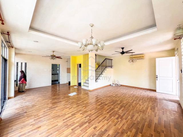 (BIGGEST SIZE) 2.5 Storey Semi D Impiana Residence, Bandar Baru Nilai 1