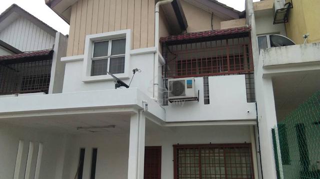 Amesthy 3 2 Storey House for rent 1