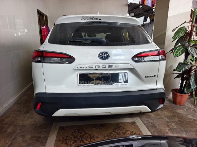 Toyota COROLLA CROSS 1.8 HYBRID (A) - 4