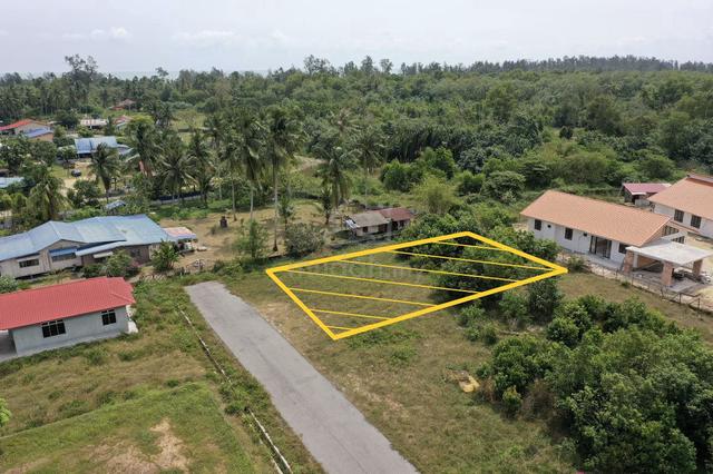 Tanah Lot Banglo Anak Air Kempadang Kuantan 1