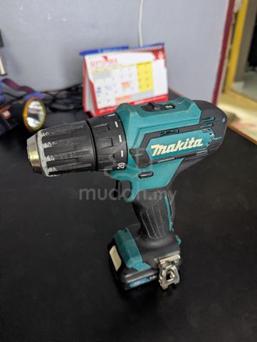 MAKITA cordless drill - photo 2 of 2