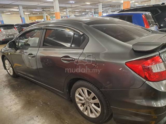 2013 Honda CIVIC 1.8 S (A) - 4