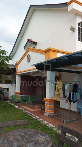 For Sale, Jalan Putra 2/1.Tmn Sri Putra. 1