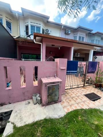 Double Storey House For Sale in Teluk Panglima Garang 1