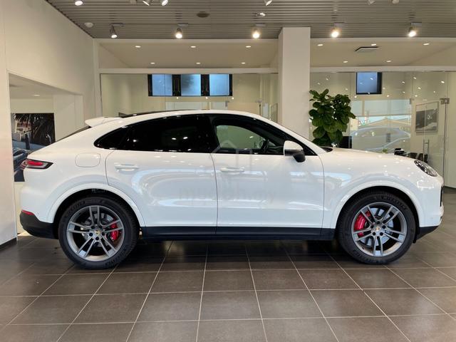 2023 Porsche Cayenne S Coupe (E3 II) PAX DISPLAY - 5
