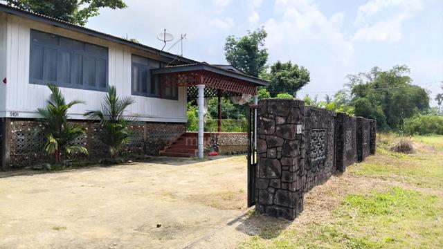 Rumah Untuk Disewa 1
