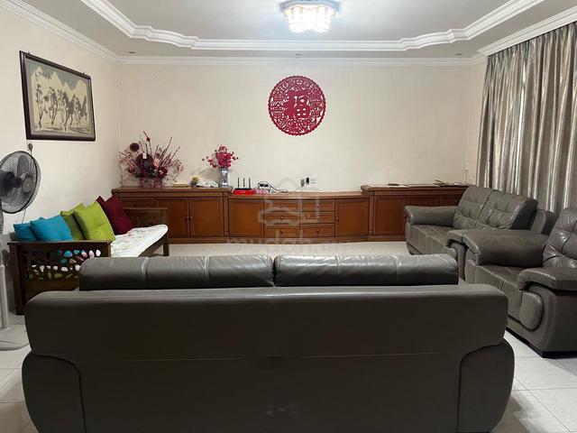 Miri room for rent 1