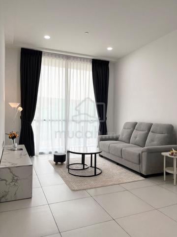 Renna Residence @ The NorthBank 1