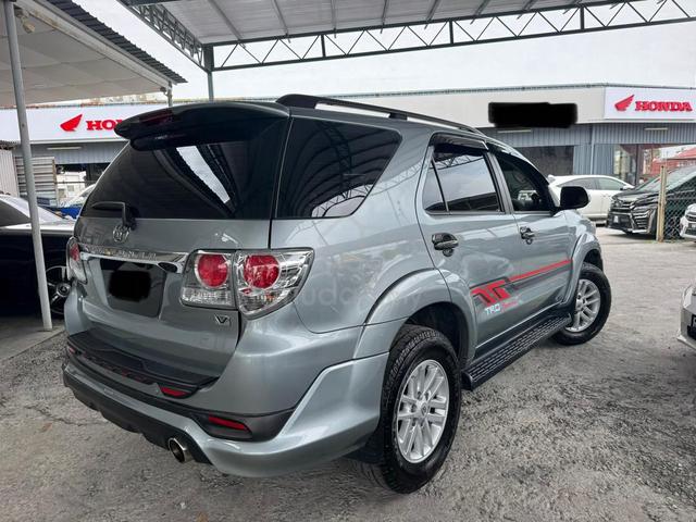 2012 Toyota FORTUNER 2.7 V (A) Accept Credit Card - 2