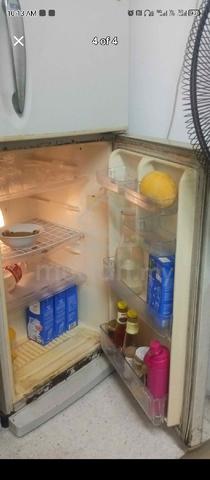 refrigerator  - photo 3 of 4