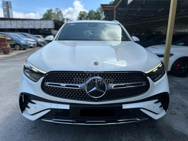 Mercedes Benz GLC300 2.0 FSR 25K KM WARRANTY 2027 - 1