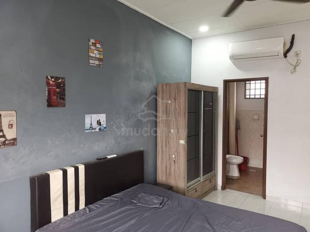 MASTER ROOM FULL FURNISH TAMPOI SKUDAI (Near CIQ) 2