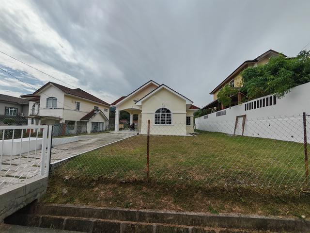 Bungalow Taman Lavender Height Senawang 1