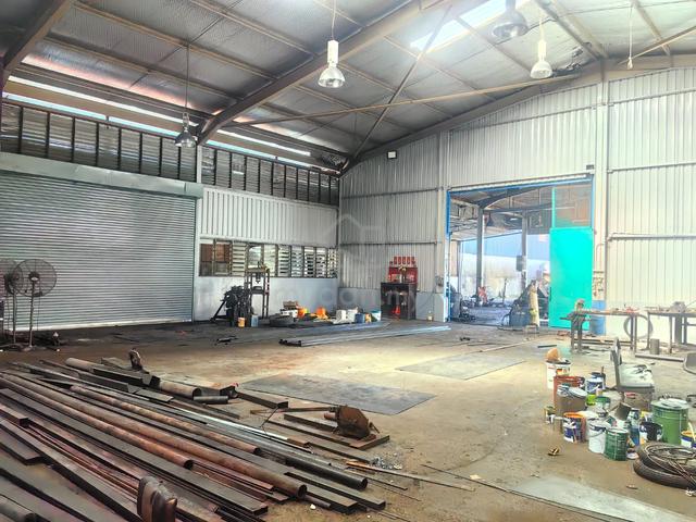 Ampang Warehouse 21000sf, Taman kencana 1