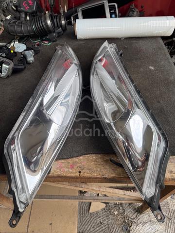 No 29-10-2 Nissan Juke PFL Signal Lamp Jpn - photo 5 of 6