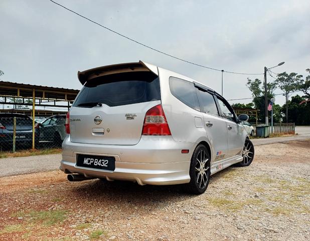 2012 Nissan GRAND LIVINA 1.6 IMPUL MC FACELIFT (A) - 4