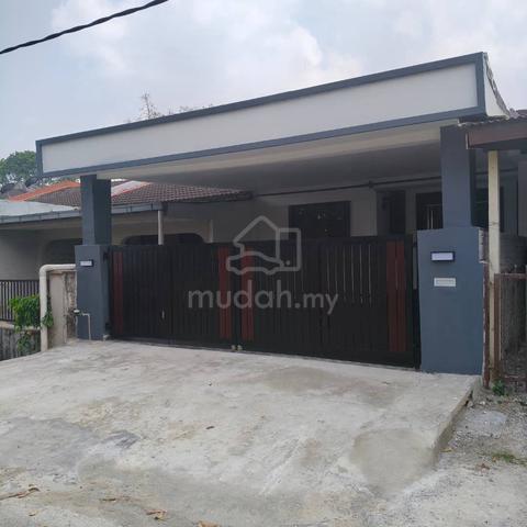 Renovated Tampoi Taman Gembira Riang Single Storey Terrace 1
