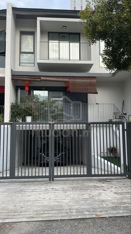 Vilaris - Courtyard Homes 1