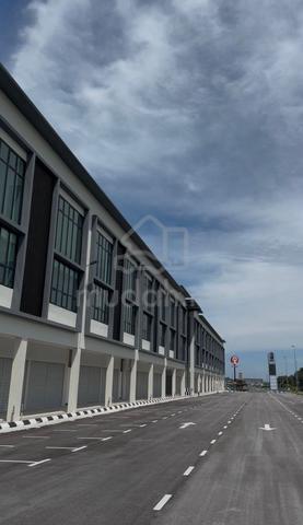 Pine Parade Intermediate Shoplot FOR Rent 1