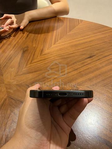 iPhone 16 Pro 512gb Black Colour - photo 3 of 6