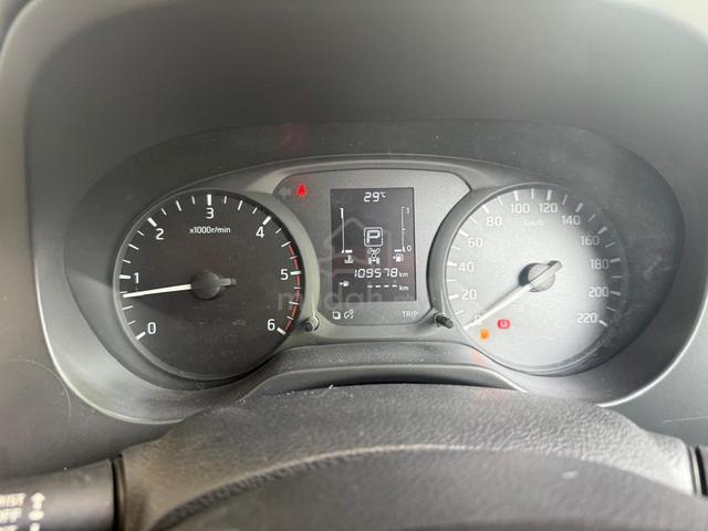 2018 Nissan NAVARA 2.5 SE (AT) (A) - 5