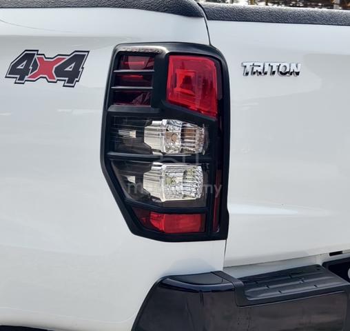 2023 M.TRITON 2.4 VGT MY19 L200 boleh loan kedai - 4