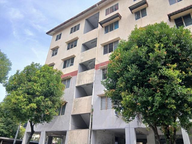Flat PKNS Seksyen 7 Shah Alam 1