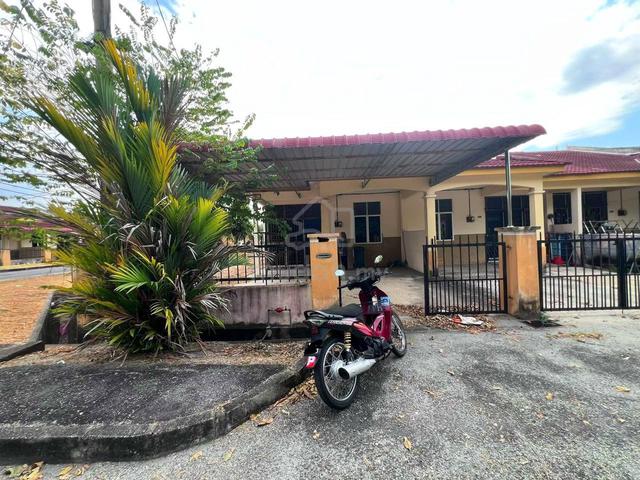 Teres Corner Lot Berhampiran UiTM & MRSM Merbok✅ Renovated Dapur✅ 1