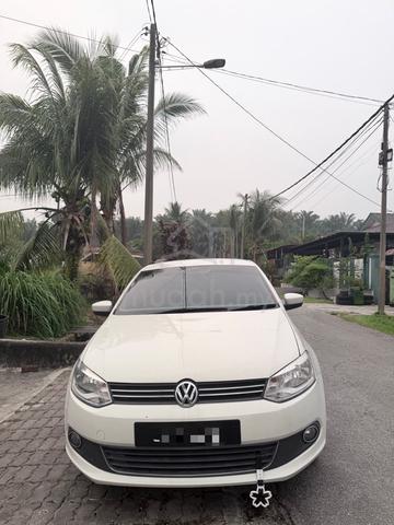 2015 Volkswagen POLO 1.6 CLUB EDITION (CKD) - 2