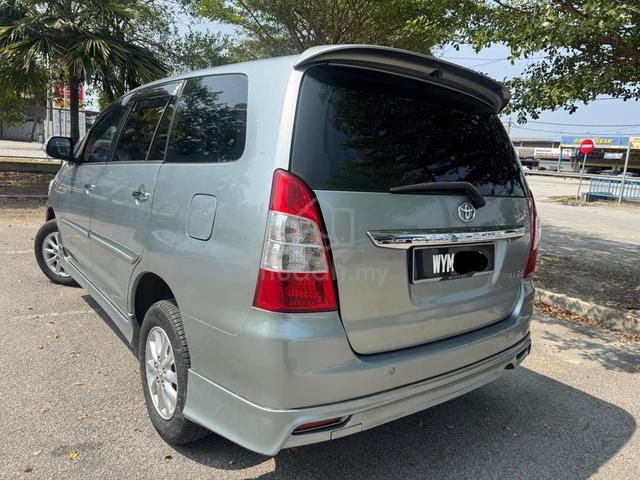 2013 Toyota INNOVA 2.0 G FSR UMW full leather (A) - 4