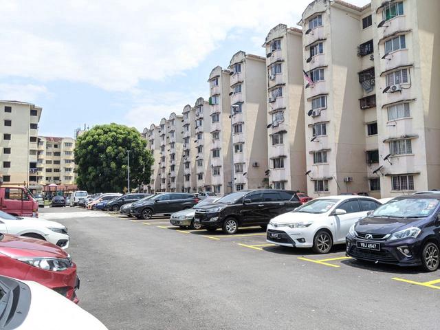 Subang Suria 1