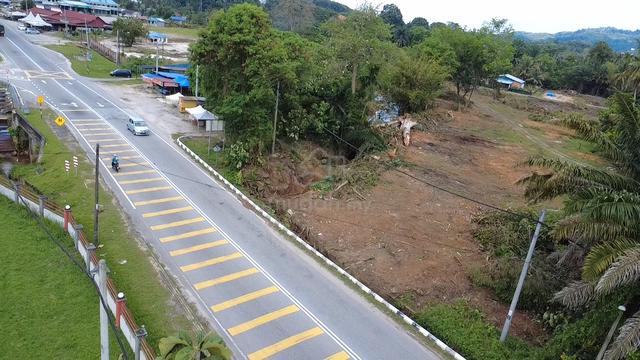 FACING MAINLOAD | JALAN BUKIT AWI - JALAN JUNJONG For Rent 1
