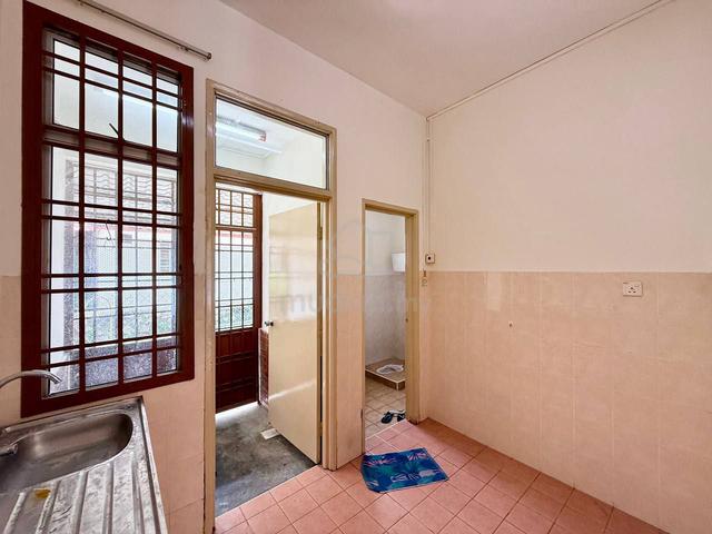 Setia Indah 5 Double Storey Endlot 30x70sqft Original Good Condition 5
