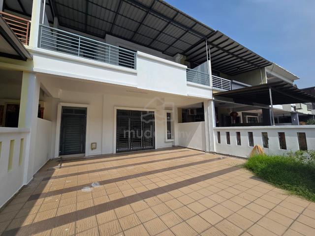Kulai IOI Gate B Jln Ceria Double Storey terrace House For Sales 1