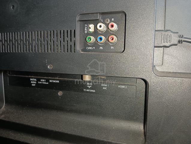 Philips 50" 4K Smart TV (50PUT6233) - Good Conditi - photo 3 of 3