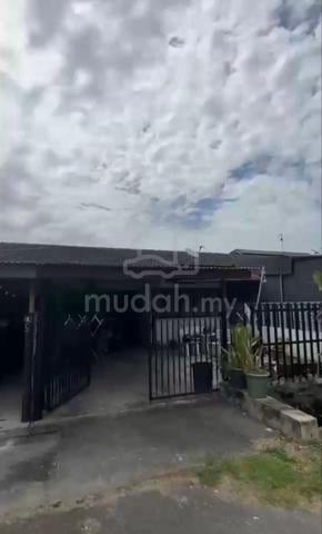 Rumah Teres Setingkat Kampung Kuantan Klang 1